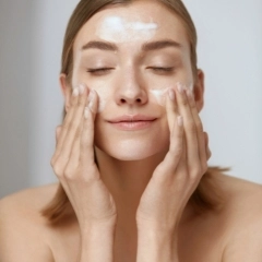 Gezichtsreiniging_producten_bestellen_mijnhuidonline